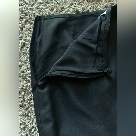 Badgley Mischka Vintage Black Wool/Silk + Silk-Lined Pencil Skirt Size 6 - Picture 9 of 10